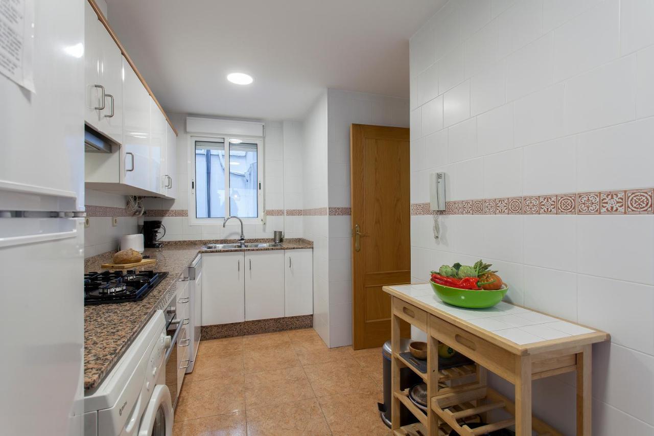 Apartment Near The Marina, Валенсия Екстериор снимка